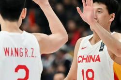 开云体育app-包含实力碰撞，谁能笑到最后胜利呢？的词条