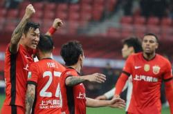 开云体育下载-包含上海上港客场失利，球队全力备战再展雄风的词条