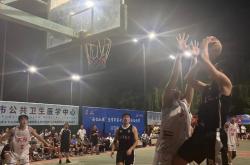开云下载-篮球赛场上的激烈较量即将拉开序幕