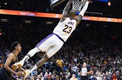 开云体育平台APP-鹈鹕逆转篮网，詹姆斯关键制胜