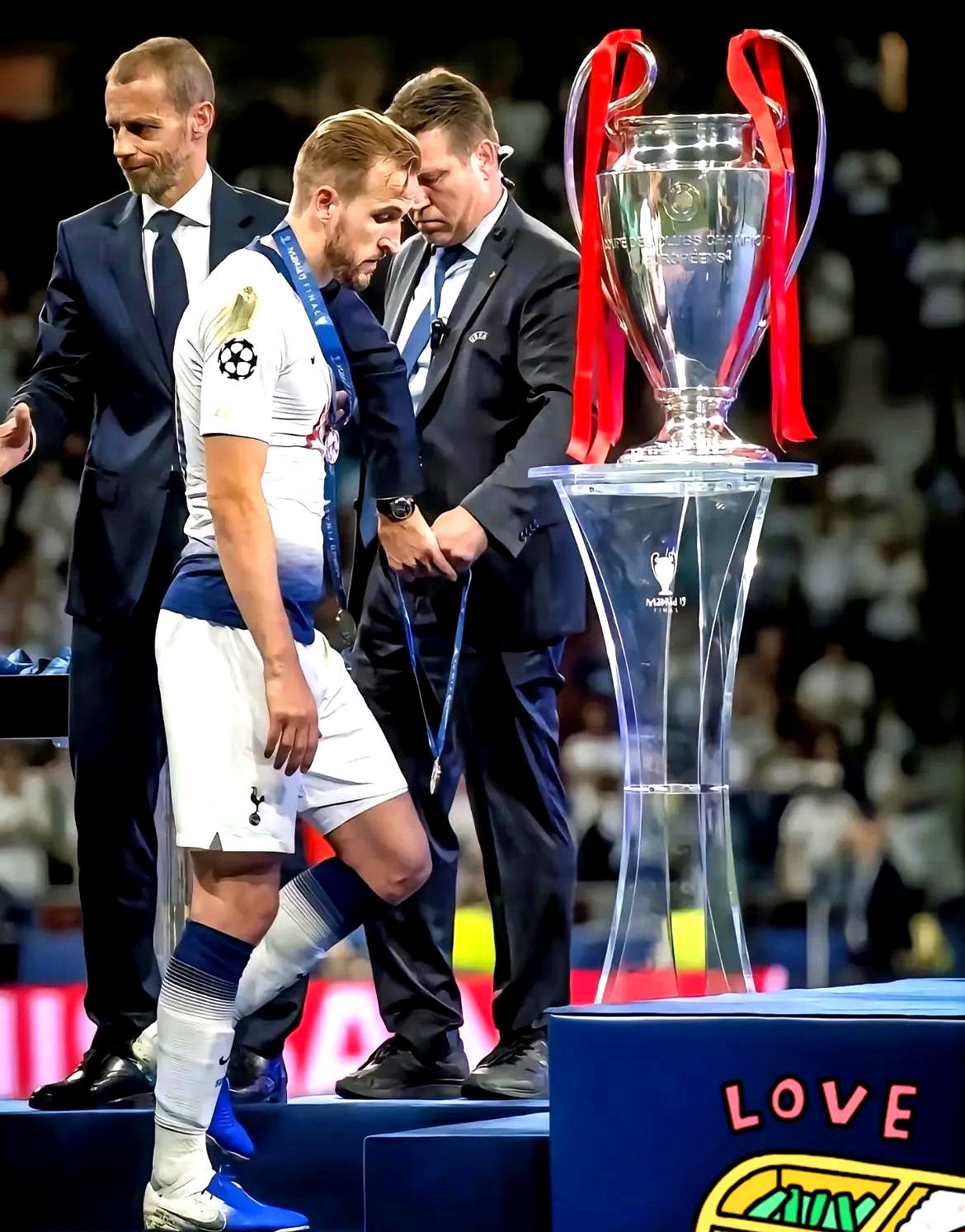 利物浦战胜拜仁,英超球队展现实力 利物浦战胜拜仁,英超球队展现实力