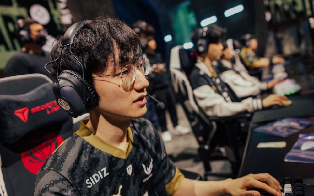 关于TL力克V5,Oner完成史诗逆转激烈交锋入围赛,点燃全场激情的信息 关于TL力克V5,Oner完成史诗逆转激烈交锋入围赛,点燃全场激情的信息