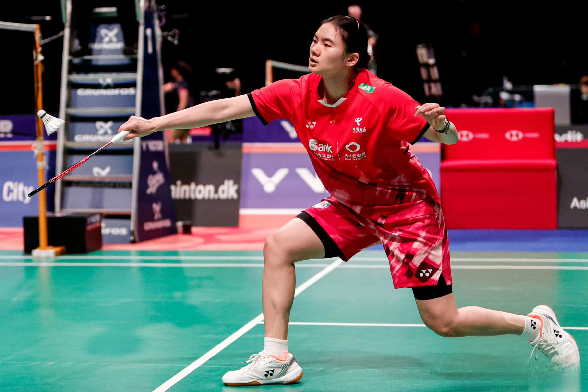 印度羽毛球队绝地反击丹麦羽毛球队,辛杜统治全场的简单介绍 印度羽毛球队绝地反击丹麦羽毛球队,辛杜统治全场的简单介绍