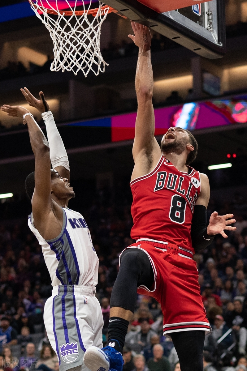 马刺横扫浙江队，福克斯点燃赛场的简单介绍