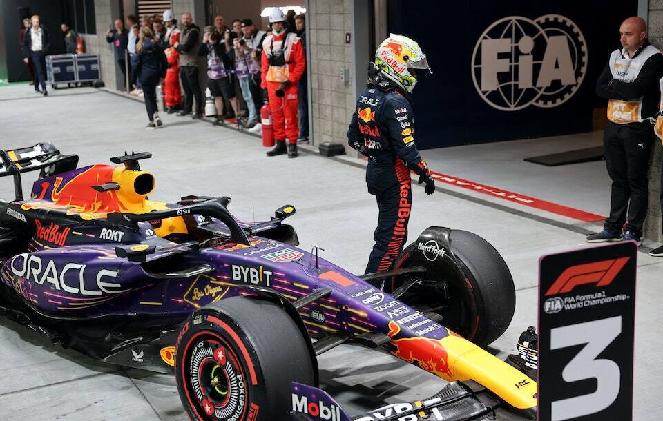 阿斯顿马丁横扫梅赛德斯，勒克莱尔高光表现的简单介绍